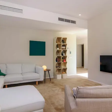 Hort Petit De Ternelles Underfloor Heating Villa