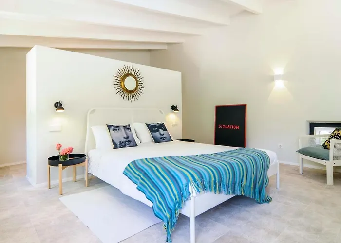 Villa Hort Petit De Ternelles Underfloor Heating